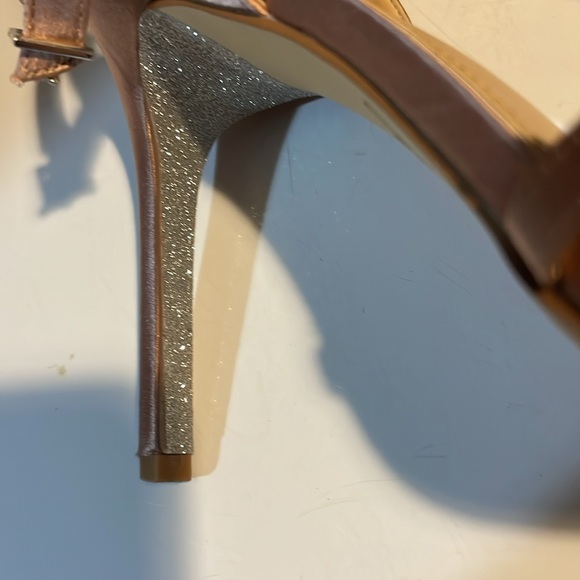 Jewel badgley Mischke size 9 - Picture 3 of 9